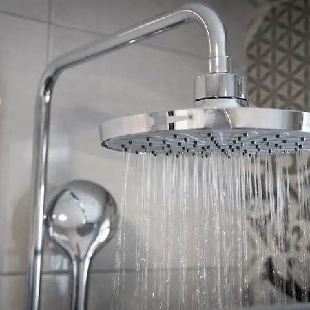 Tomas Πανσιόν Tučepi