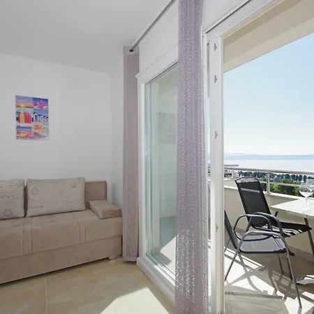 Πανσιόν Tomas 3*