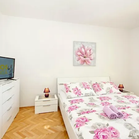 Tomas Πανσιόν 3*