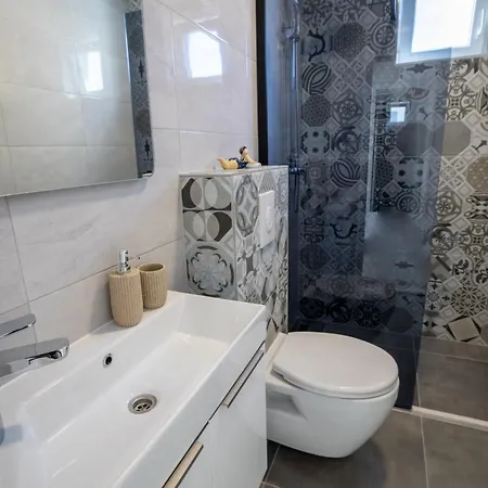 ゲストハウス Tomas 3*