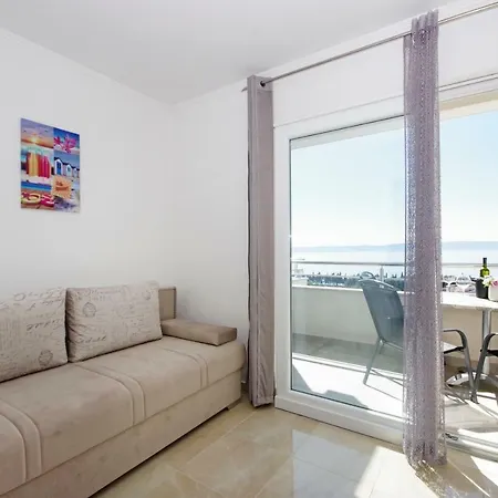 Tomas ゲストハウス 3*